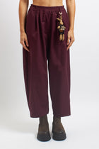 Pantalone barrel con portachiavi