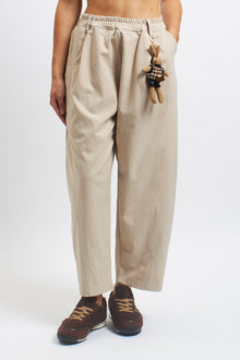 Pantalone barrel con portachiavi
