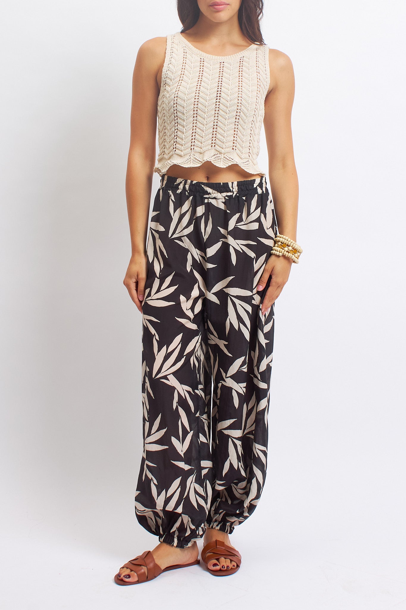 Pantalone balloon con fantasia floreale