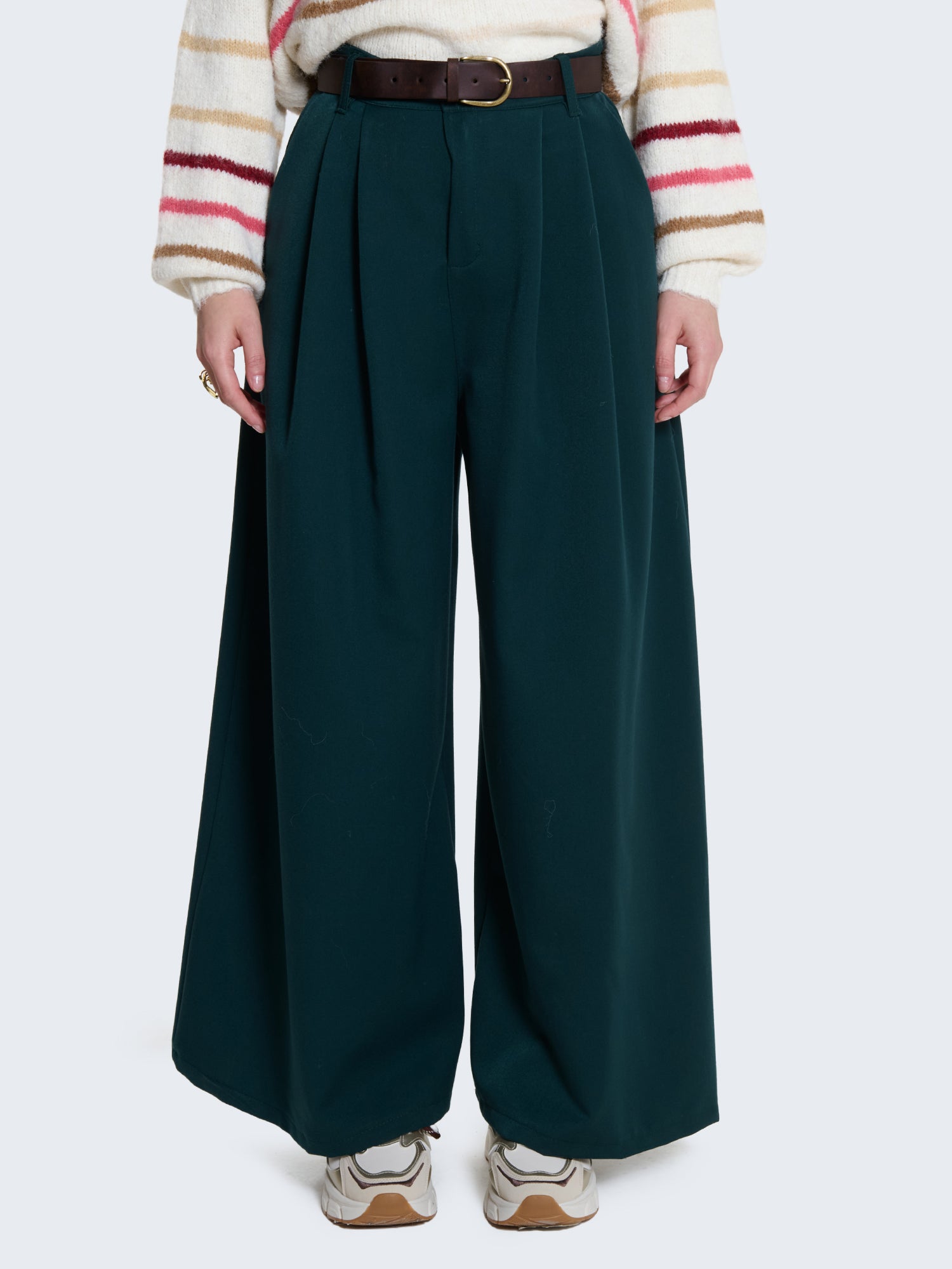 Pantaloni palazzo con cintura