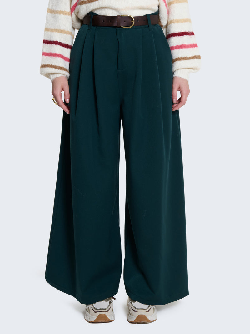 Pantaloni palazzo con cintura