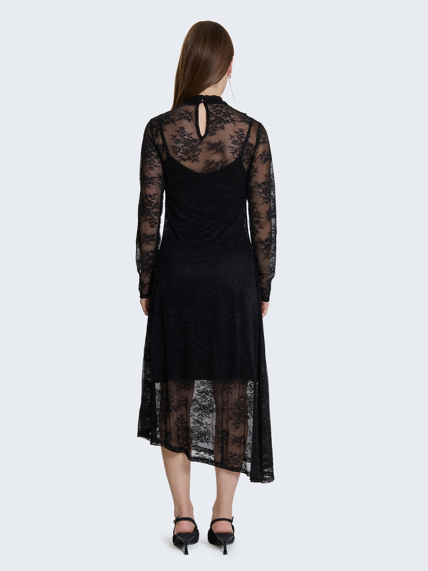 Abito lungo in pizzo