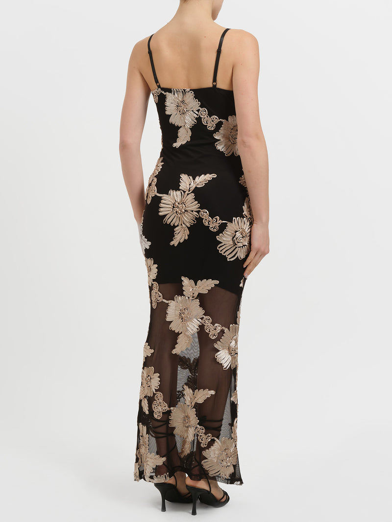 Abito in toulle ricamato