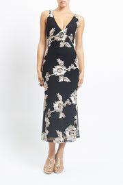 Abito in tulle con ricami floreali