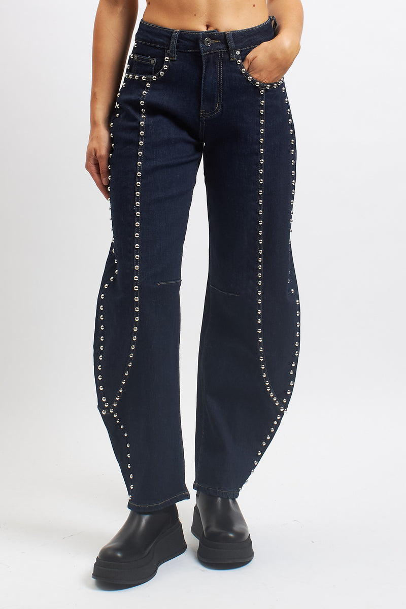 Jeans barrell con borchie