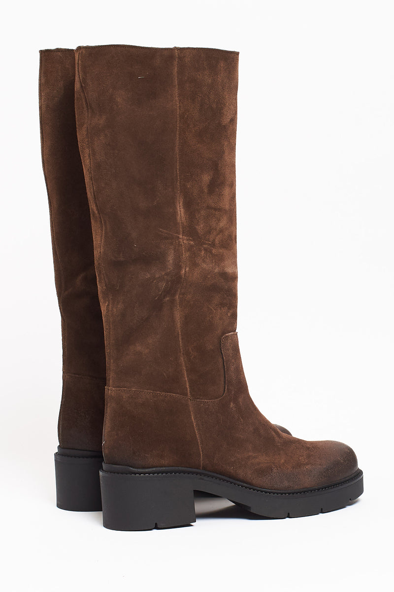 Stivale in camoscio con zip