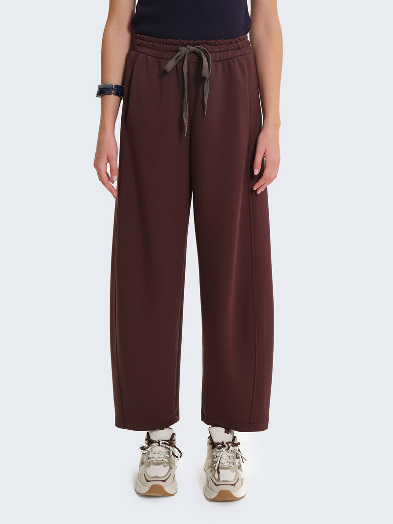 Sweatpants with drawstring