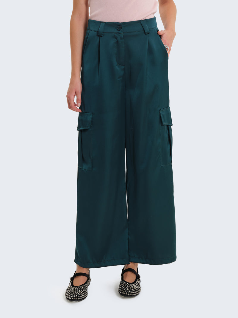 Pantaloni cargo in raso