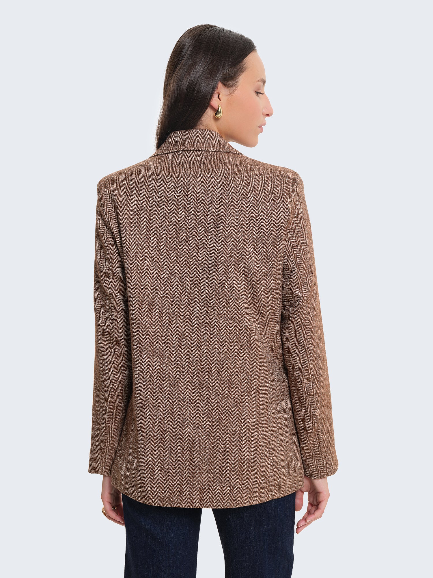 Blazer con tessuto spigato e charms